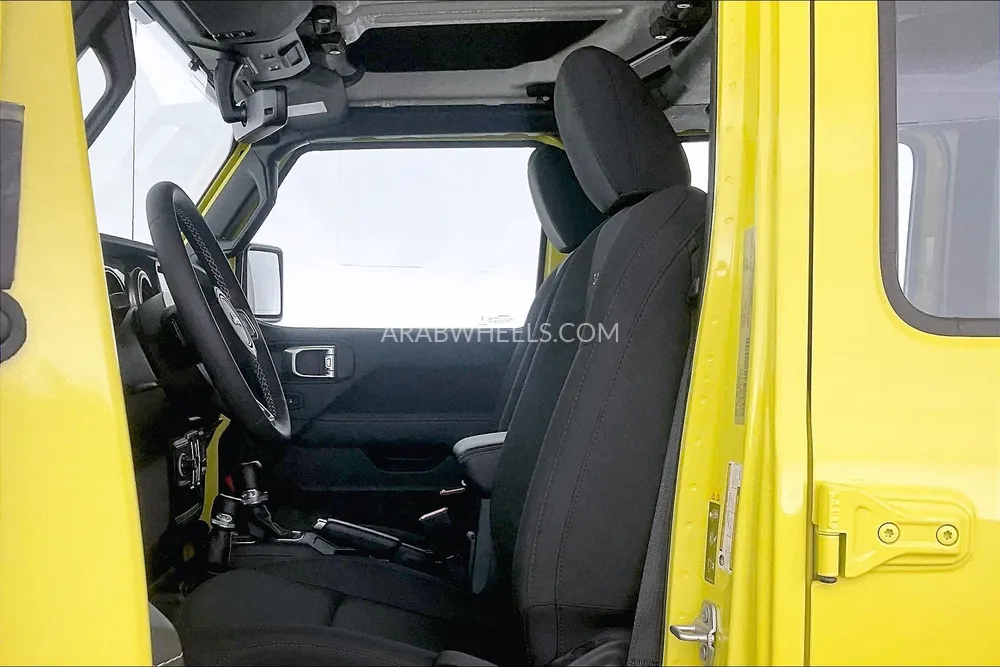 Jeep Wrangler 2023 for Sale in Dubai Image-24
