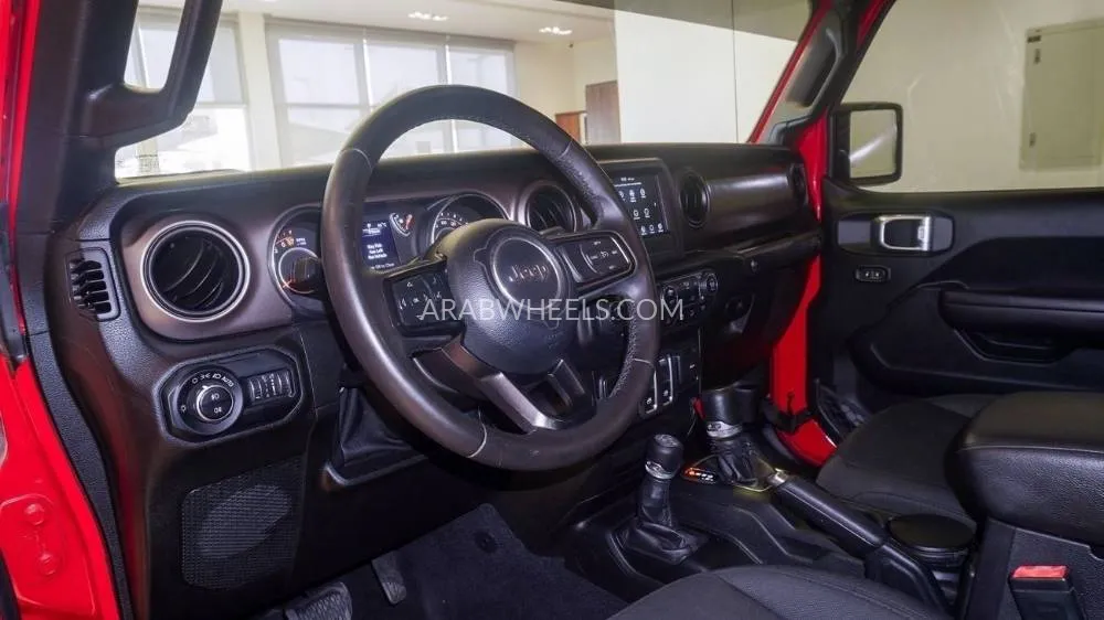 Jeep Wrangler 2019 for Sale in Sharjah Image-5