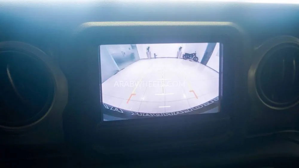 Jeep Wrangler 2019 for Sale in Sharjah Image-8