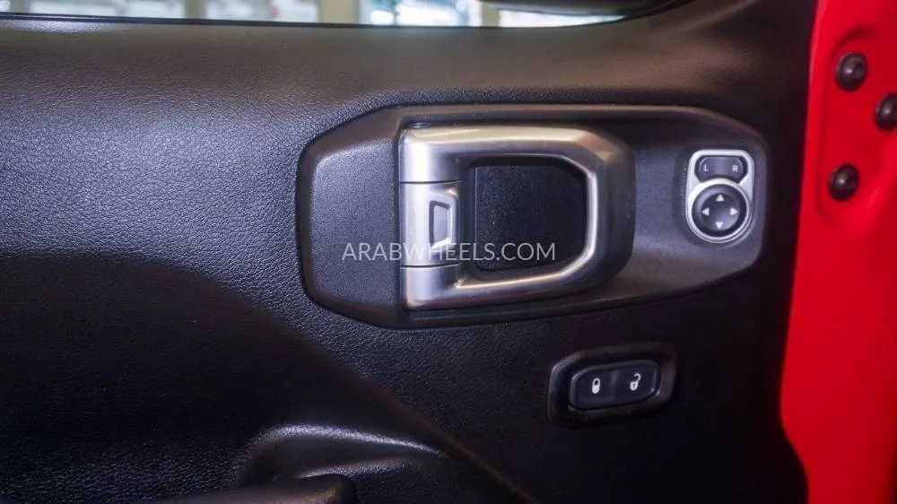 Jeep Wrangler 2019 for Sale in Sharjah Image-13