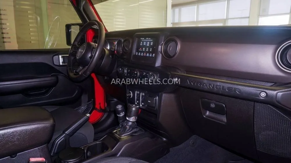 Jeep Wrangler 2019 for Sale in Sharjah Image-14