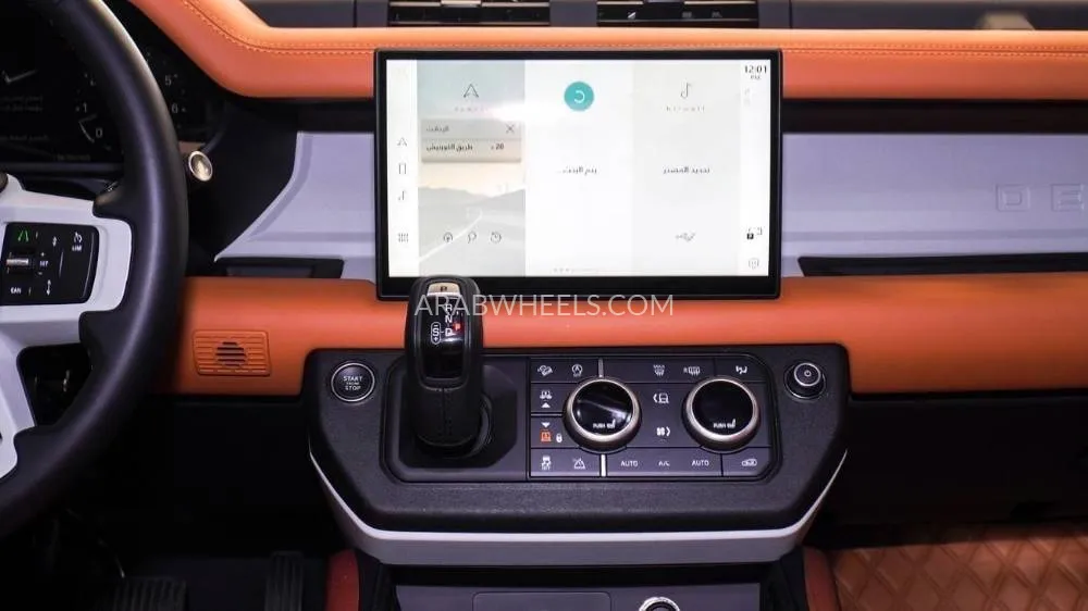 Land Rover Defender 2024 for Sale in Sharjah Image-9