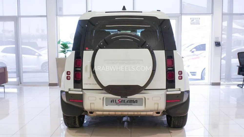 Land Rover Defender 2024 for Sale in Sharjah Image-19
