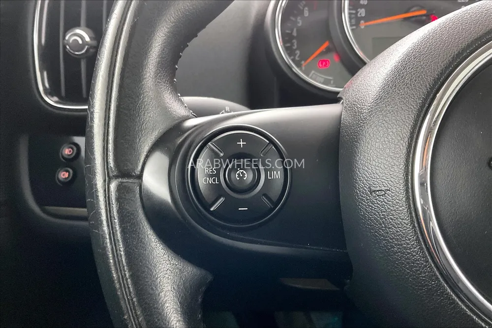 Mini Countryman 2020 for Sale in Sharjah Image-21
