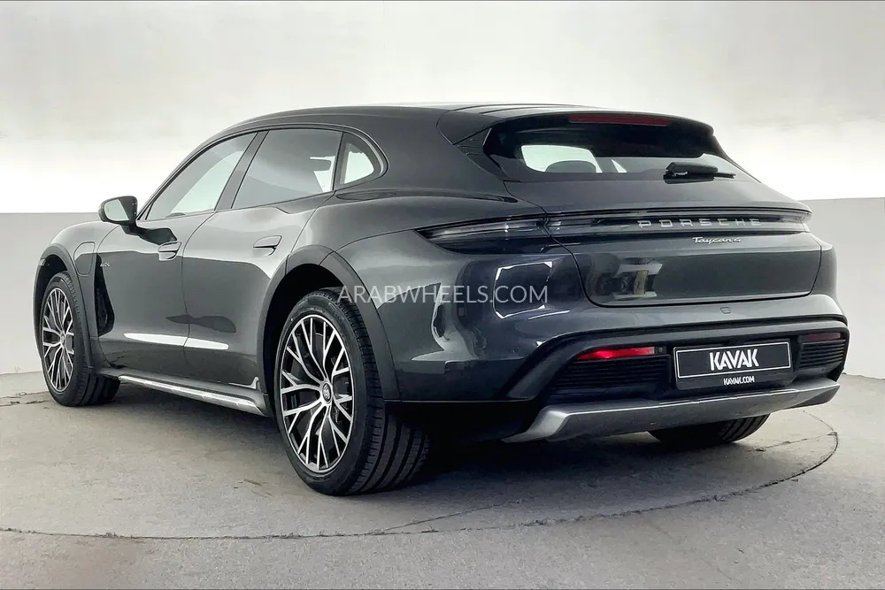 بورشه تايكان 2022 for Sale in الشارقة Image-4