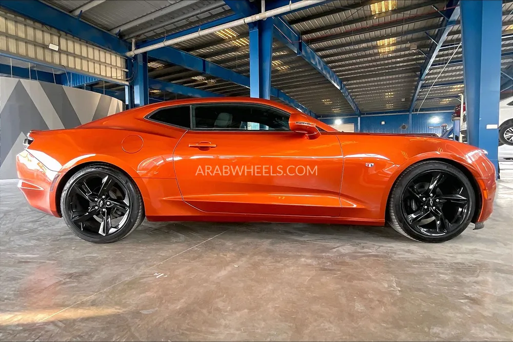 Chevrolet Camaro 2022 for Sale in Sharjah Image-8