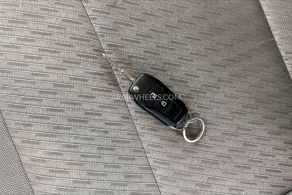 Ford Explorer 2018 for Sale in Sharjah Image-18