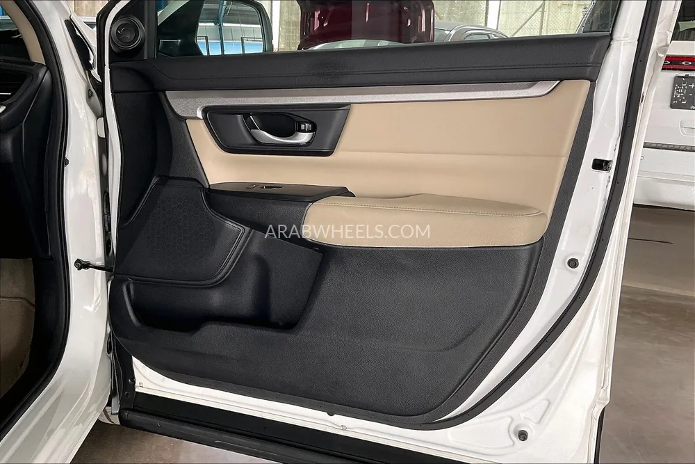 هوندا سي آر-في 2021 for Sale in دبي Image-17