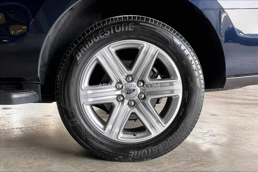 Ford Expedition 2021 for Sale in Sharjah Image-10