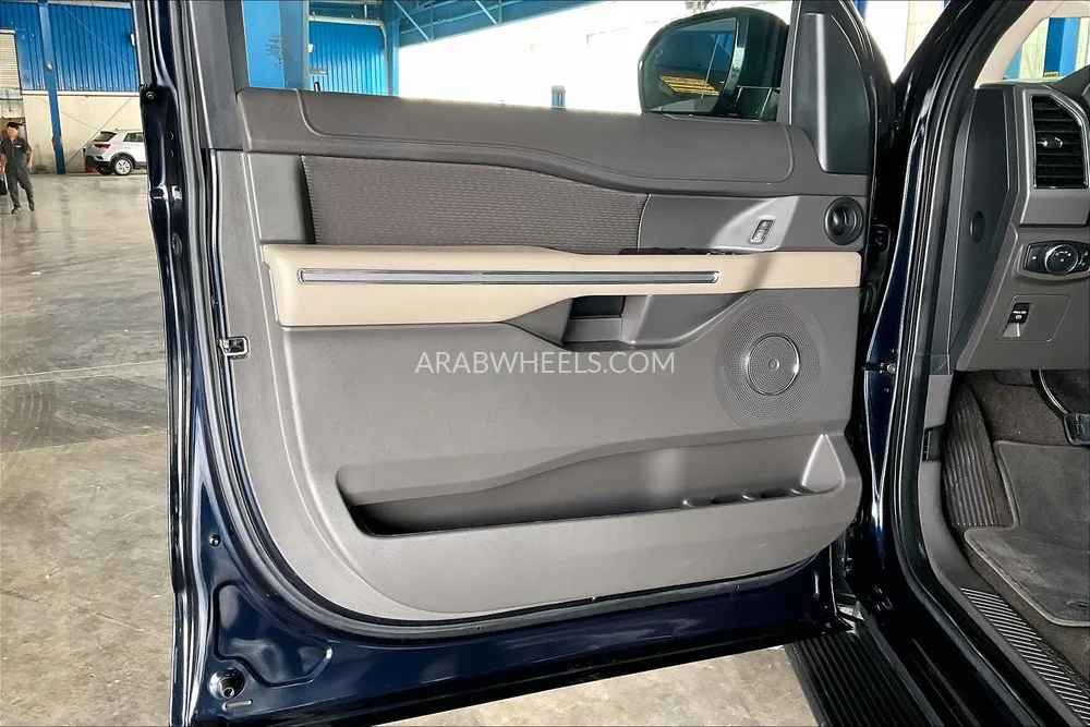 Ford Expedition 2021 for Sale in Sharjah Image-19