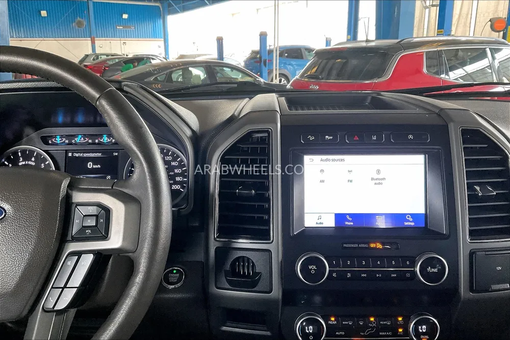 Ford Expedition 2021 for Sale in Sharjah Image-23