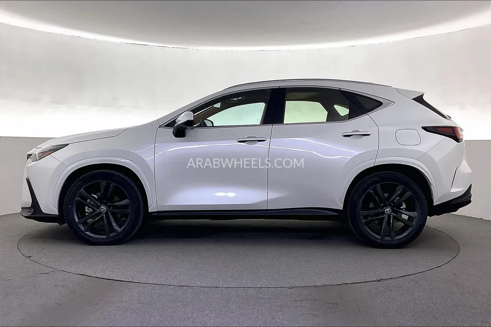 لكزس NX 2024 for Sale in الشارقة Image-7