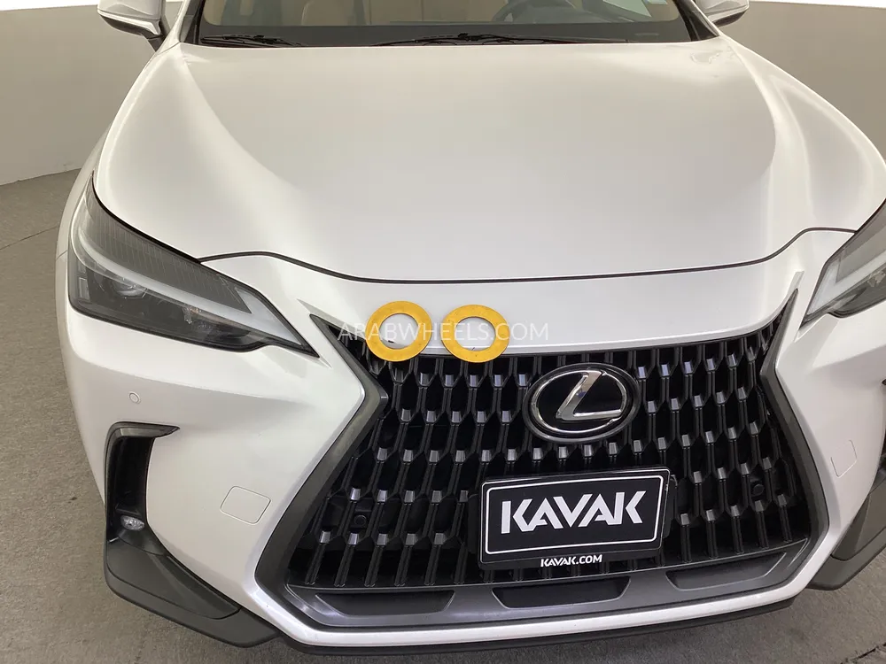 لكزس NX 2024 for Sale in الشارقة Image-25