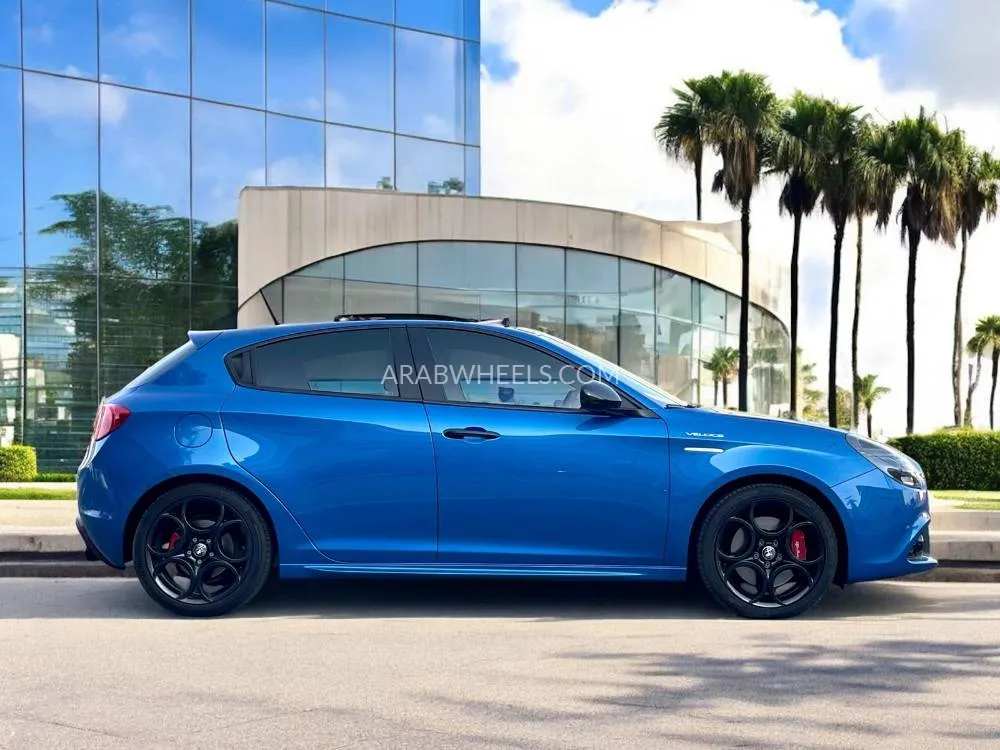 الفا روميو جولييتا 2021 for Sale in دبي Image-5