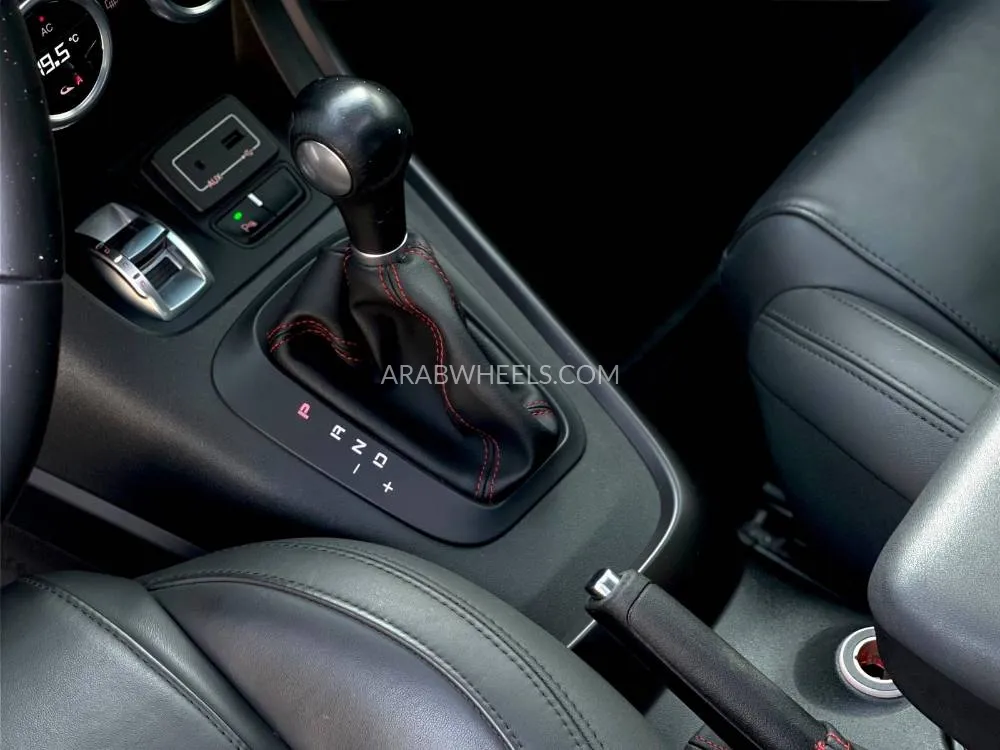 الفا روميو جولييتا 2021 for Sale in دبي Image-17