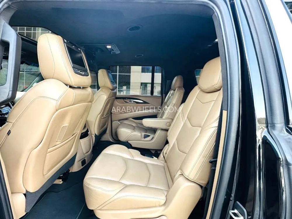 Cadillac Escalade 2019 for Sale in Dubai Image-21