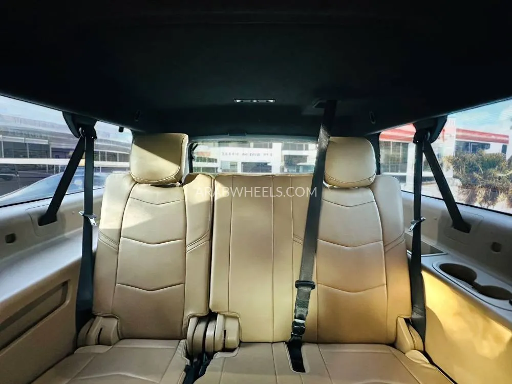 Cadillac Escalade 2019 for Sale in Dubai Image-22