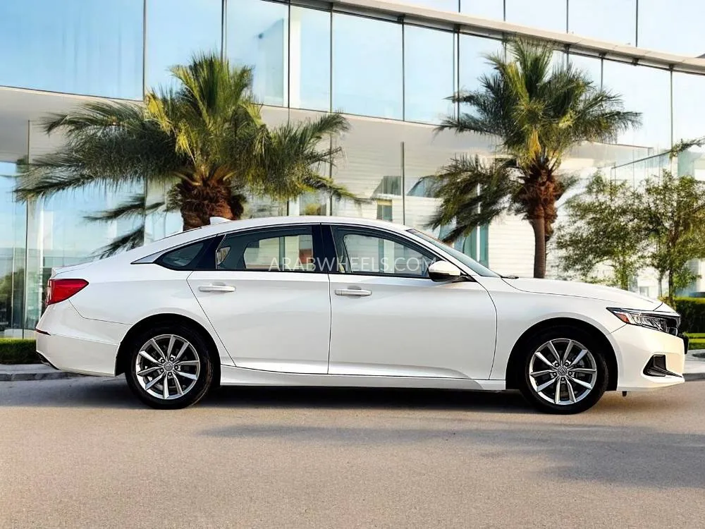 Honda Accord 2022 for Sale in Dubai Image-5