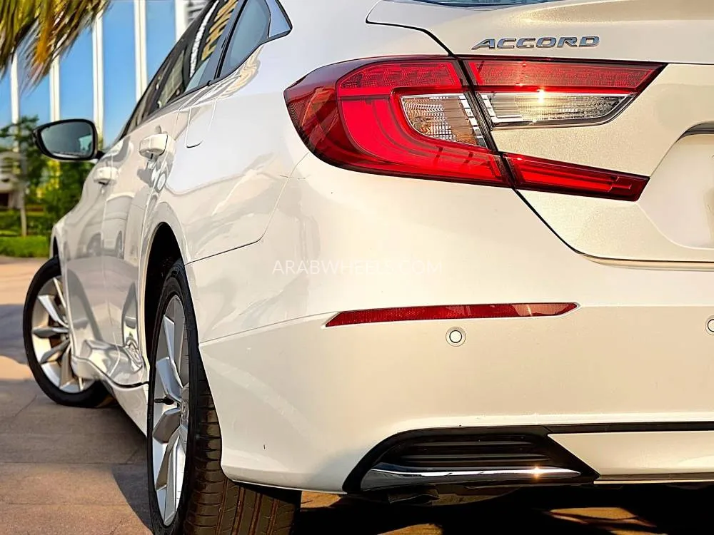 Honda Accord 2022 for Sale in Dubai Image-10