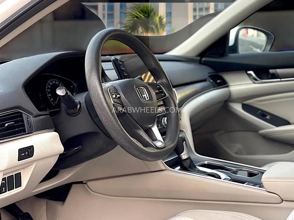 Honda Accord 2022 for Sale in Dubai Image-13