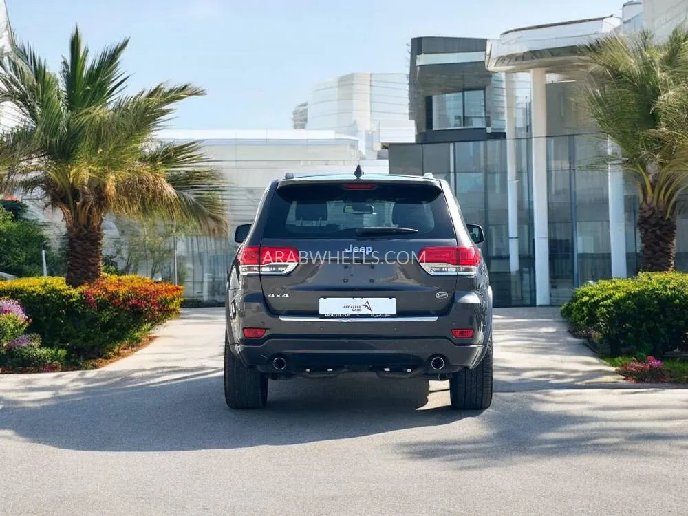 Jeep Grand Cherokee 2019 for Sale in Dubai Image-7