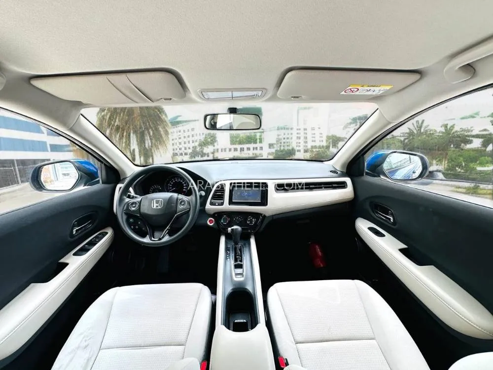 Honda HR-V 2020 for Sale in Dubai Image-12