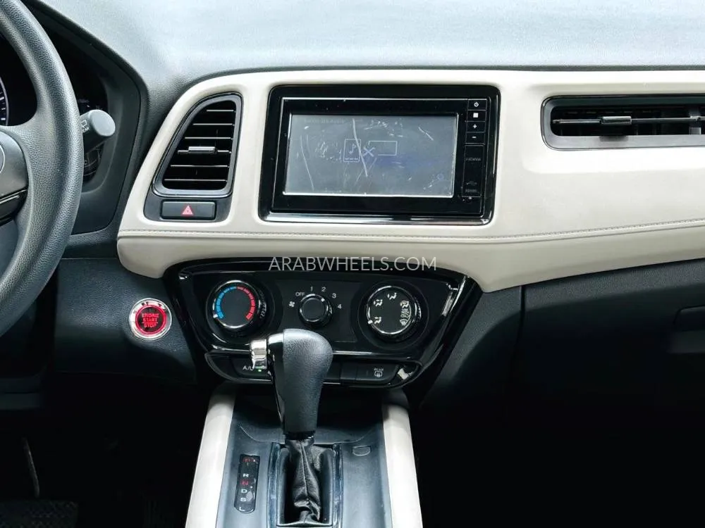 Honda HR-V 2020 for Sale in Dubai Image-14