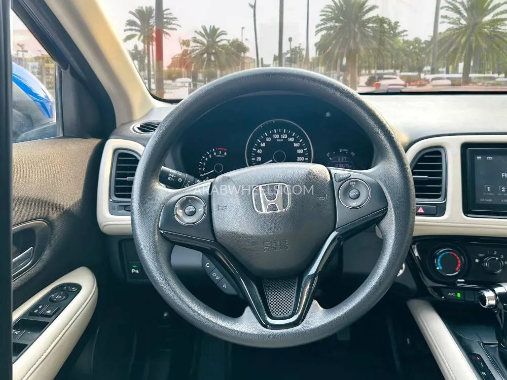 Honda HR-V 2021 for Sale in Dubai Image-13