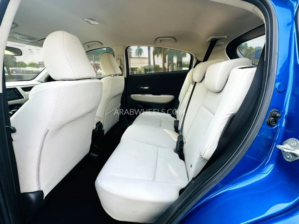 Honda HR-V 2021 for Sale in Dubai Image-21