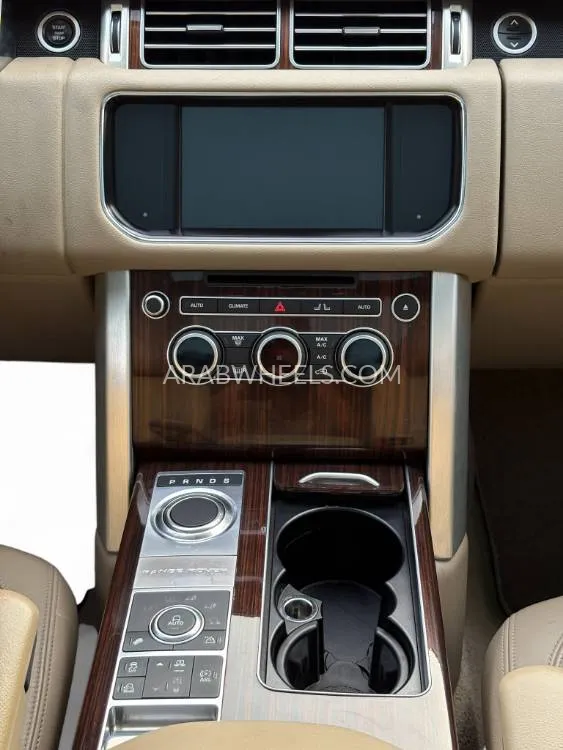 Land Rover Range Rover 2016 for Sale in Dubai Image-16