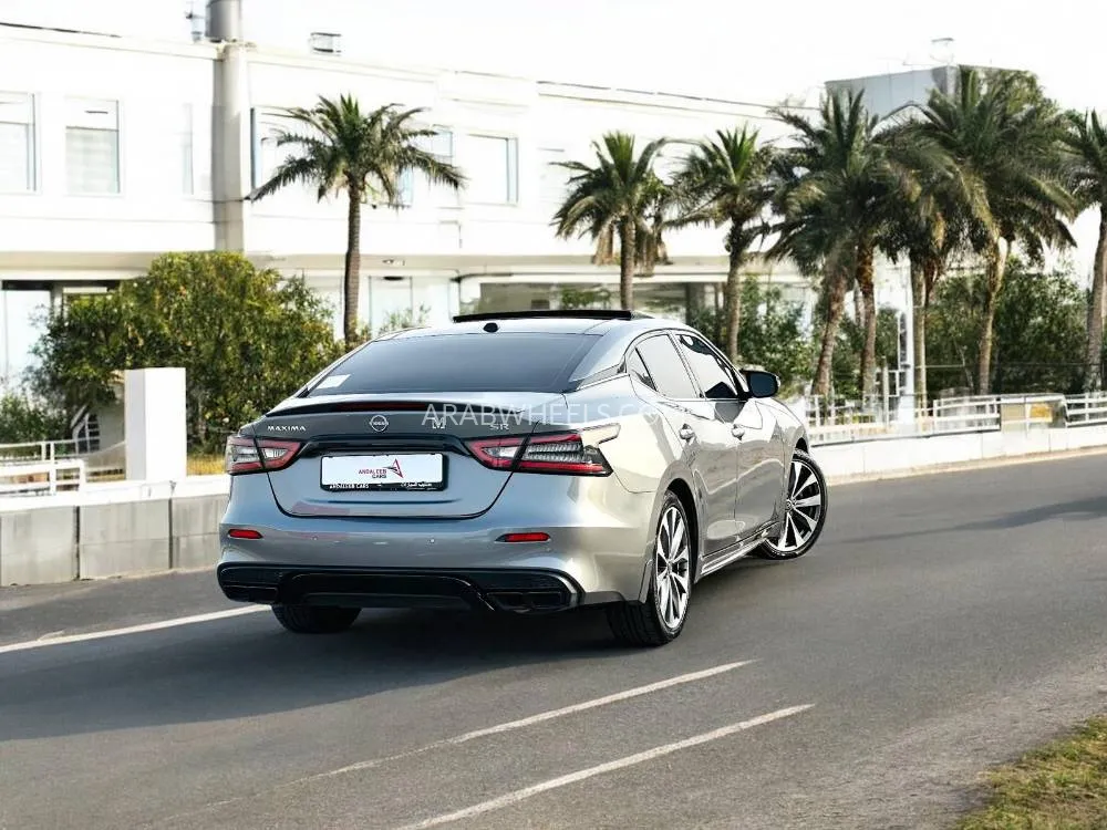 Nissan Maxima 2023 for Sale in Dubai Image-6