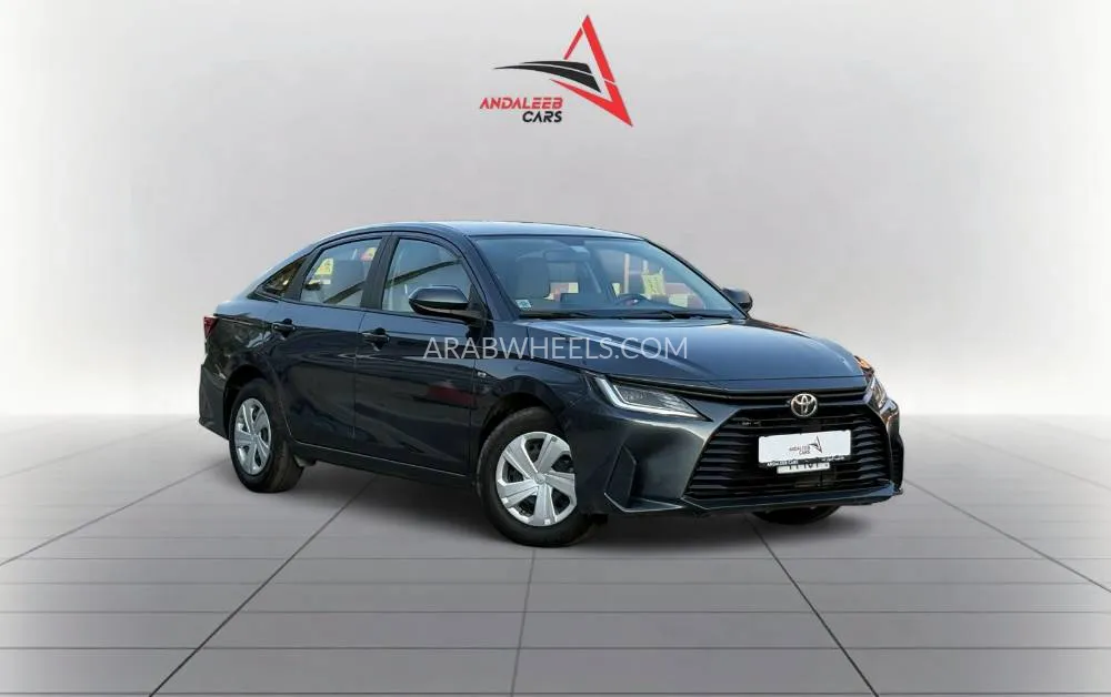 Toyota Yaris 2023 for Sale in Dubai Image-4