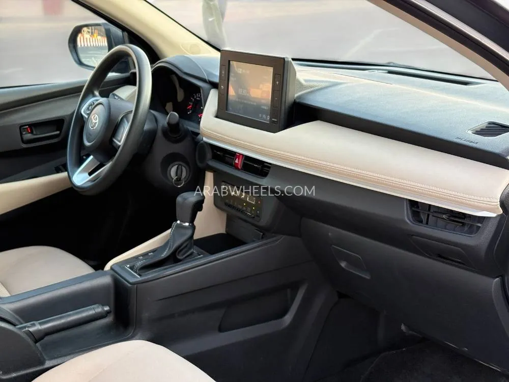 Toyota Yaris 2023 for Sale in Dubai Image-13