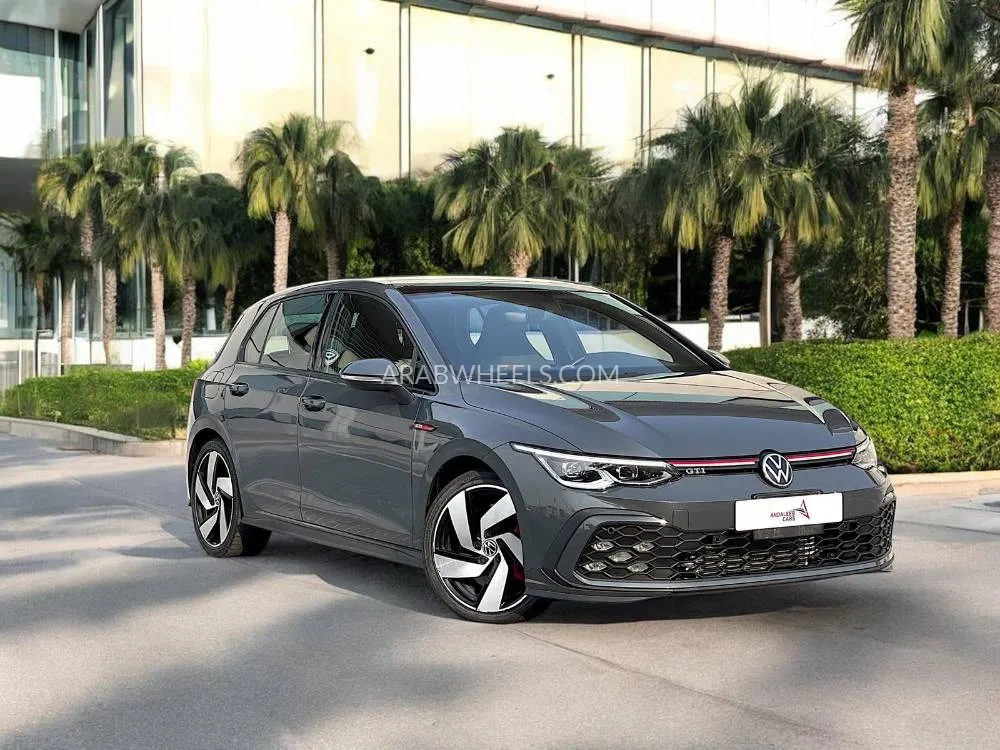 Volkswagen Golf GTI 2023 for Sale in Dubai Image-4