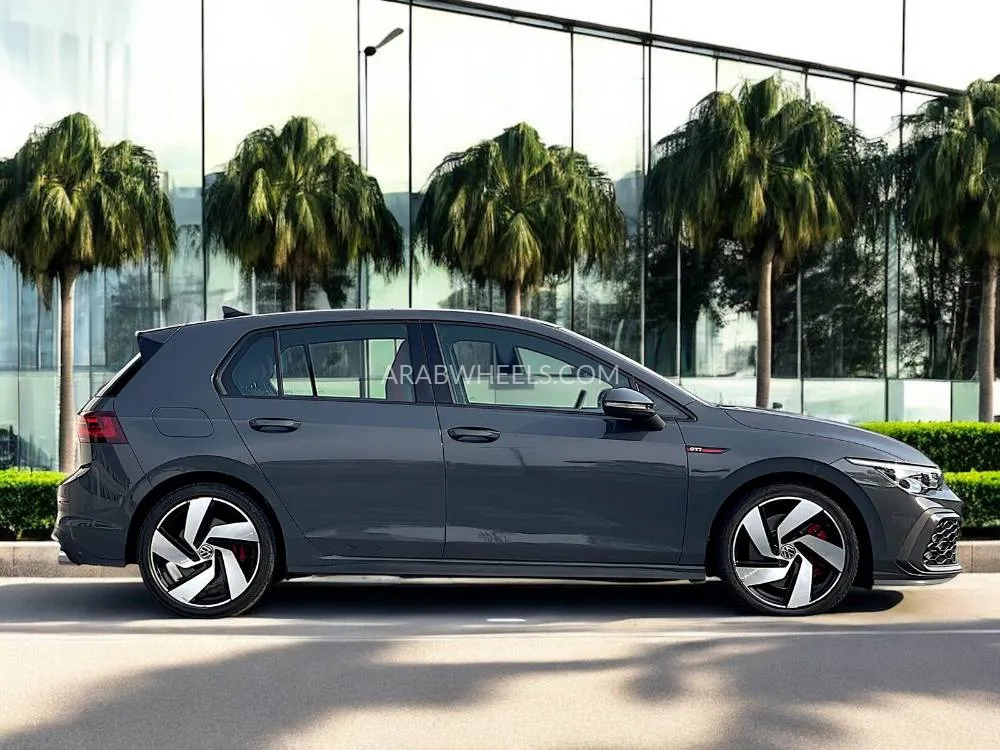 Volkswagen Golf GTI 2023 for Sale in Dubai Image-5