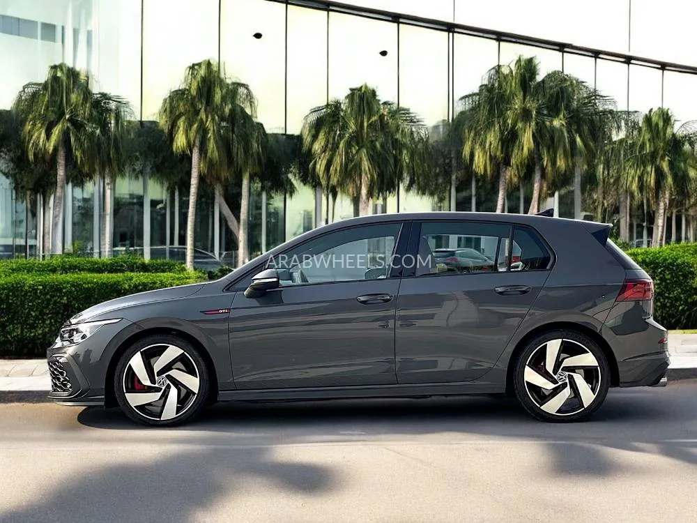 Volkswagen Golf GTI 2023 for Sale in Dubai Image-9