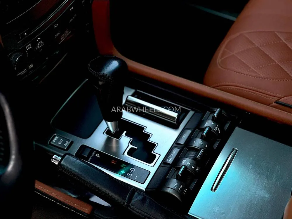 Lexus LX 2011 for Sale in Dubai Image-16