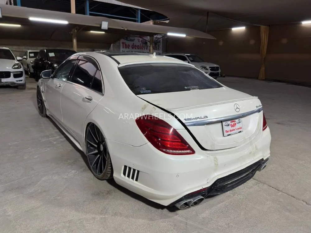 Mercedes Benz CLS Class 2014 for Sale in Dubai Image-4
