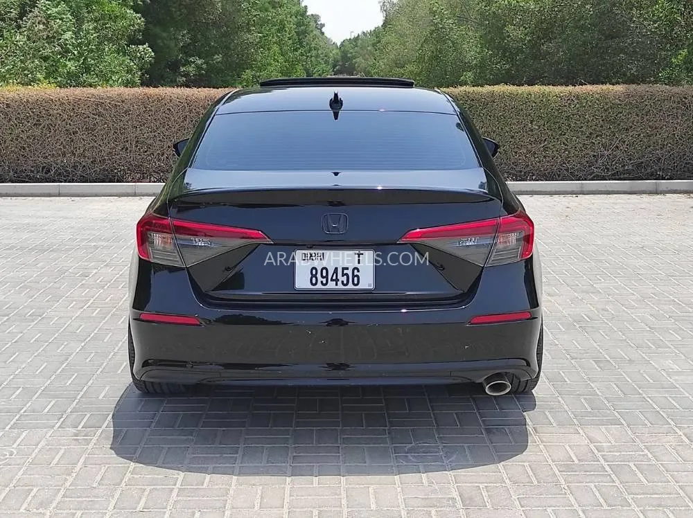 Honda Civic 2024 for Sale in Sharjah Image-16