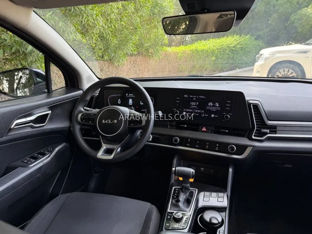 Kia Sportage 2023 for Sale in Sharjah Image-13