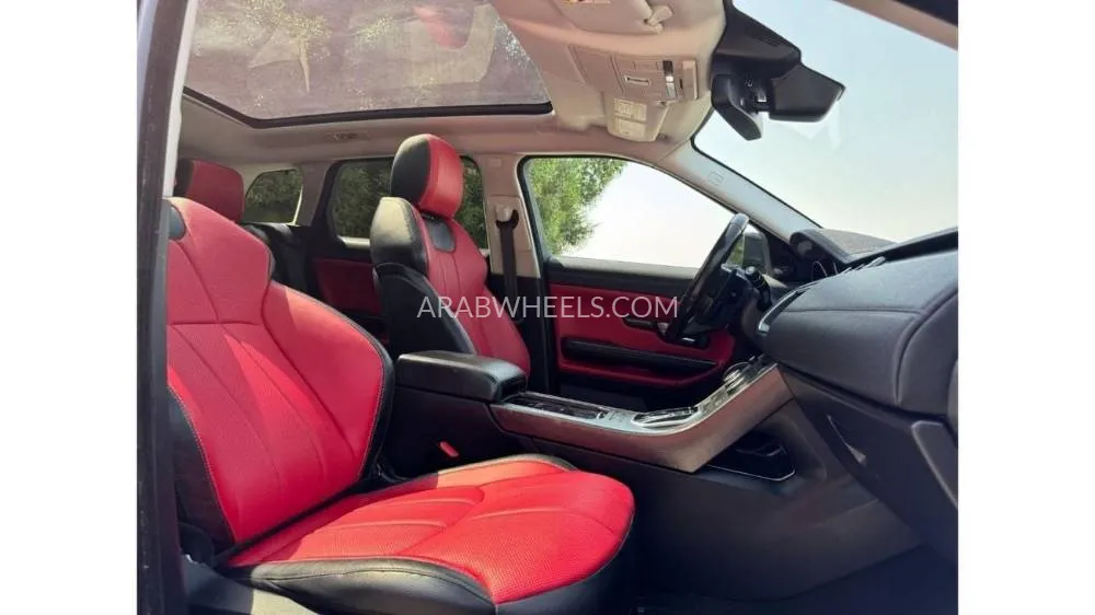 Land Rover Range Rover Evoque 2018 for Sale in Sharjah Image-21