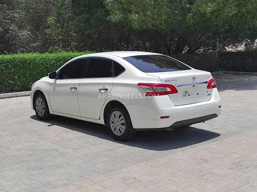 Nissan Sentra 2016 for Sale in Sharjah Image-21