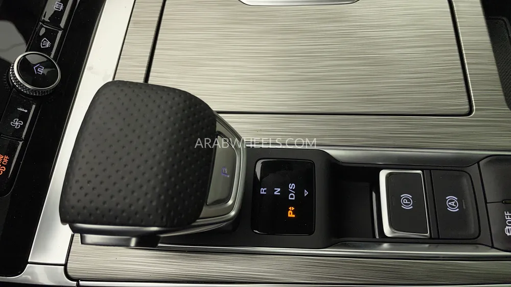 إم جي RX5 2025 for Sale in دبي Image-20