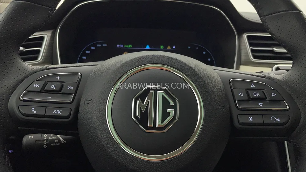 إم جي RX5 2025 for Sale in دبي Image-49