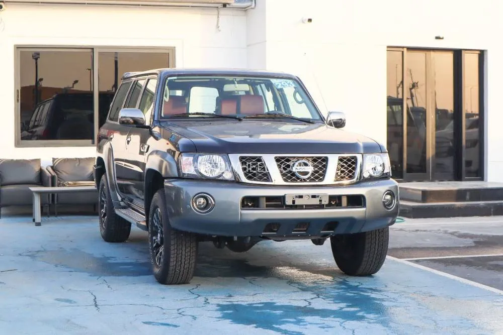 Nissan Patrol 2024 for Sale in Dubai Image-3