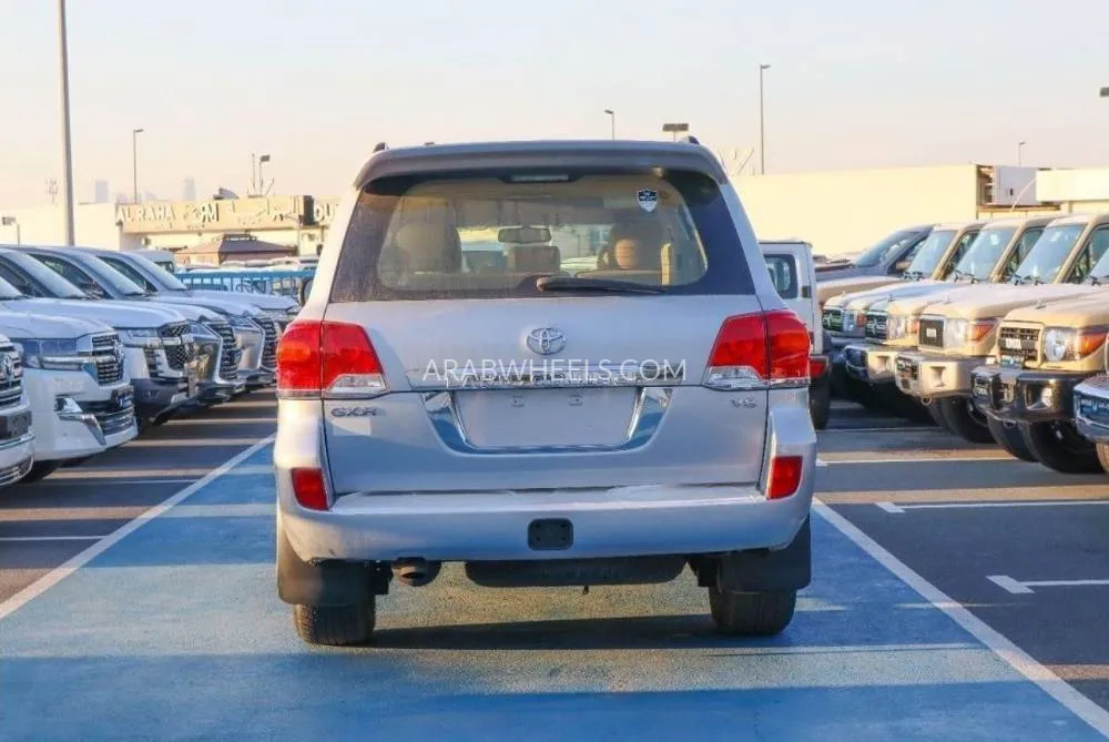 Toyota Land Cruiser 2015 for Sale in Dubai Image-5