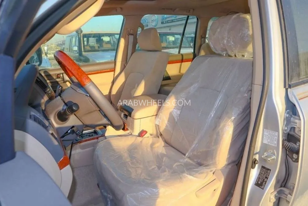 Toyota Land Cruiser 2015 for Sale in Dubai Image-13