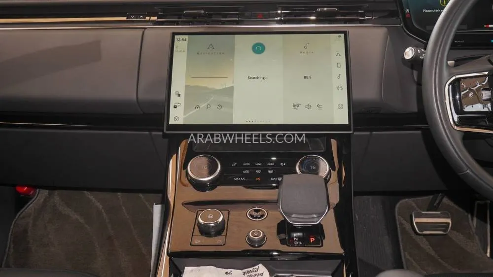 لاند روفر رينج روفر سبورت 2023 for Sale in دبي Image-7