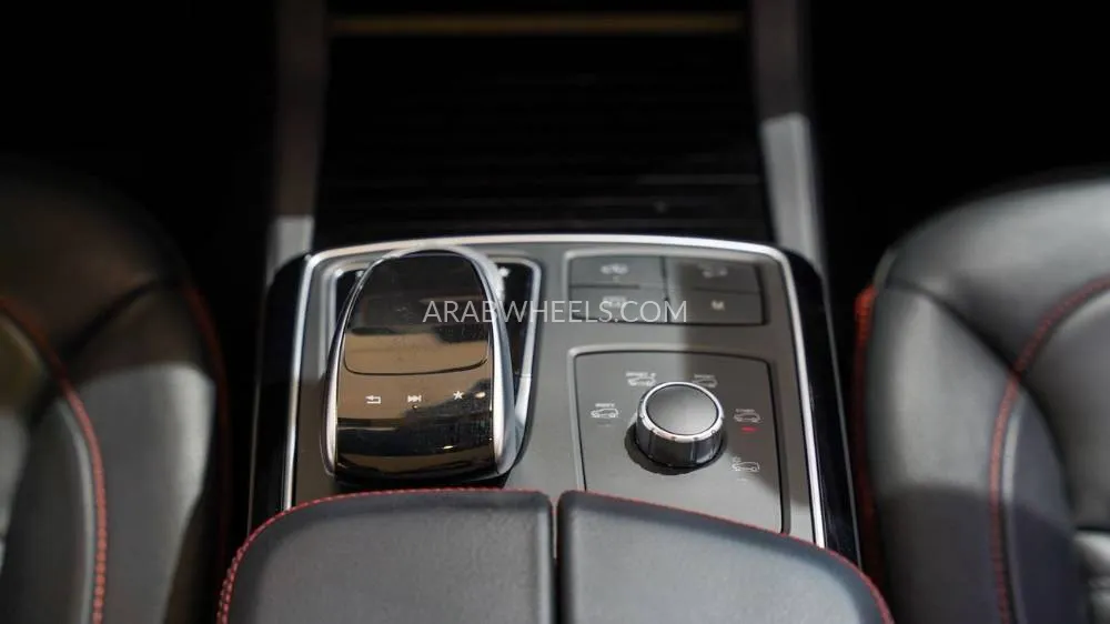 Mercedes Benz GLE Class 2017 for Sale in Dubai Image-7