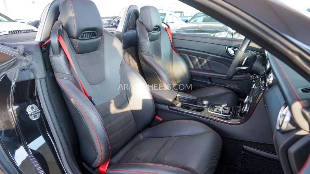 مرسيدس بنز SLC Class 2018 for Sale in دبي Image-15